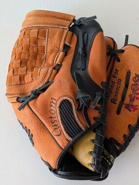 CHAMPRO AP-560 11" CUSTOM FIELDER'S Right Hand Power Flex Baseball Glove